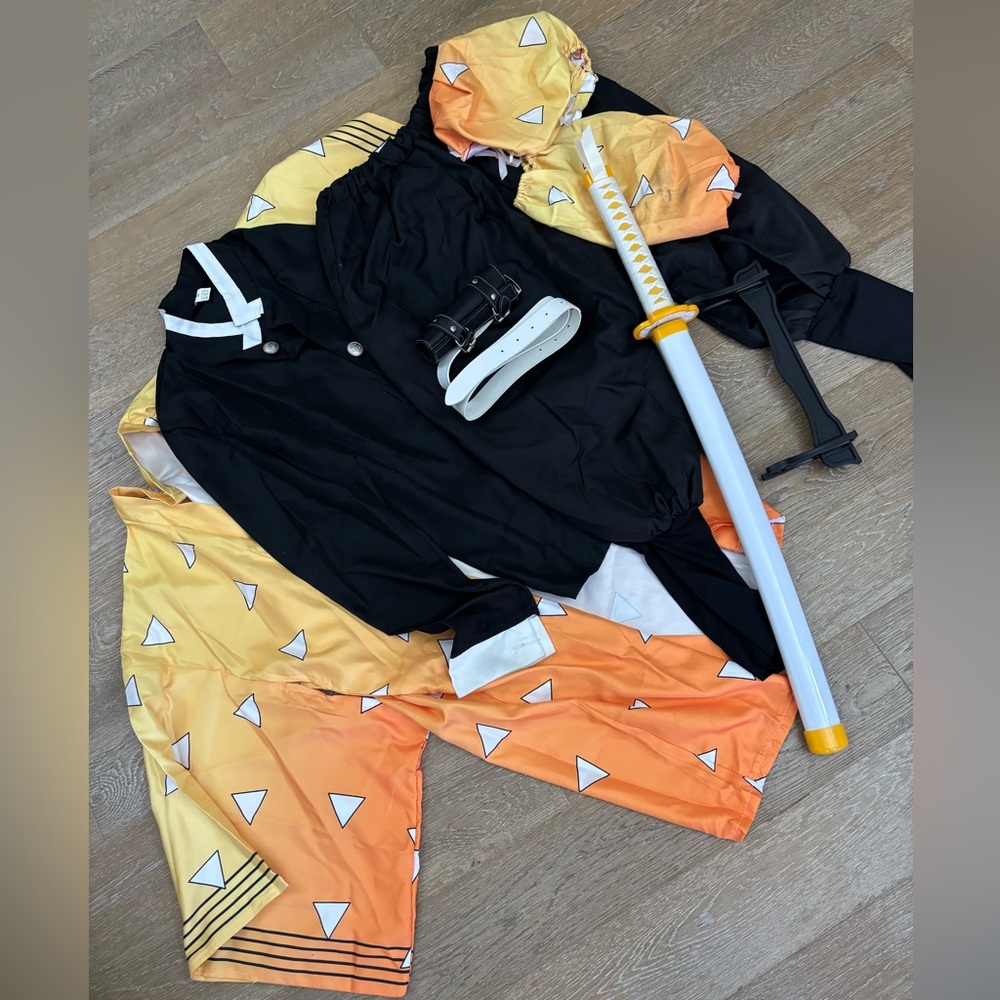 Zenitsu costume adult size small